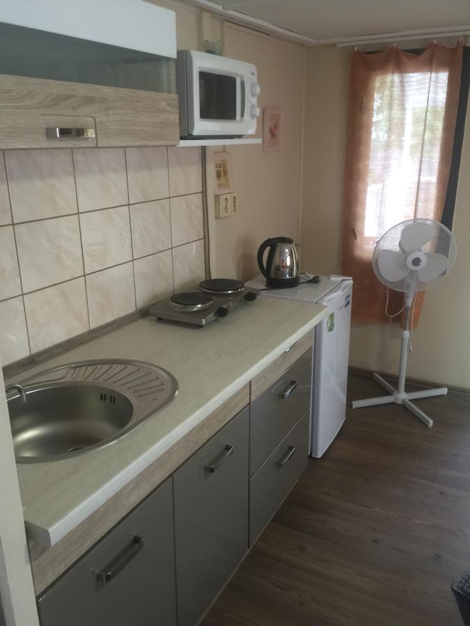 Bitter Sukromne Ubytovanie Apartment Sturovo Luaran gambar